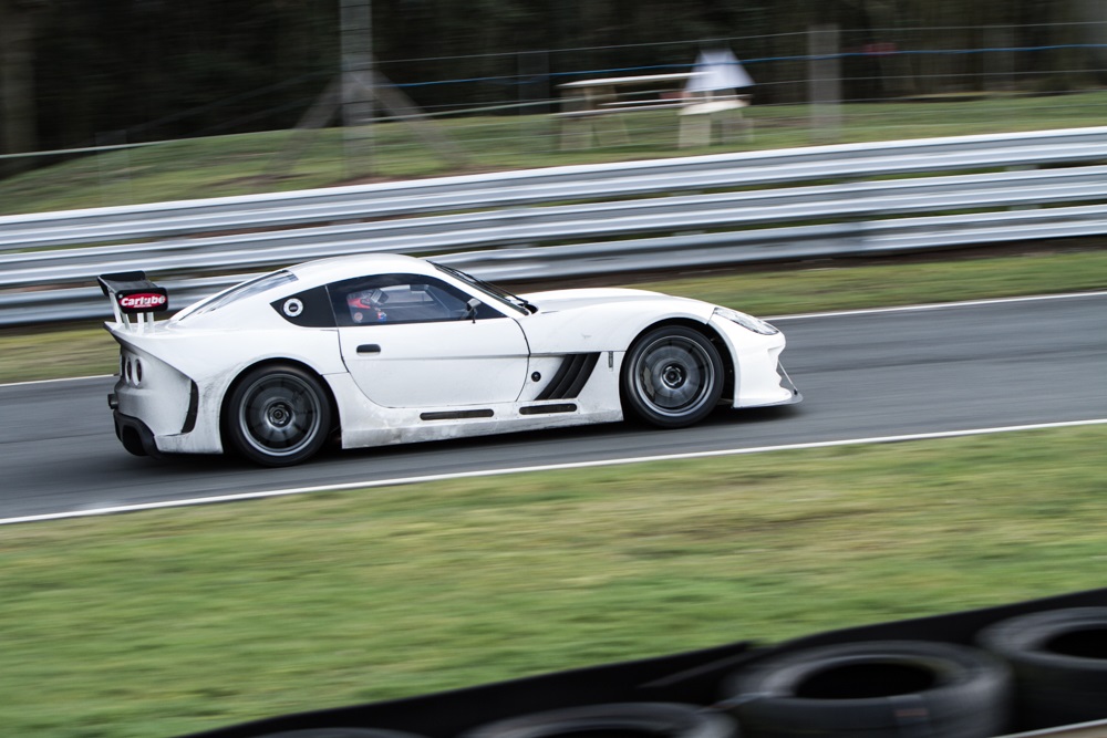 Morten fik kørt de første omgange i sin Ginetta G55 GT4 på Oulton Park
(Foto: Gripping Media)